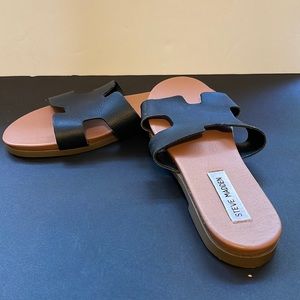 Steve Madden “Harriet” Sandals